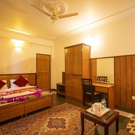 Wow Stayz2 Hotel The Lodge Dharamshala Exterior photo