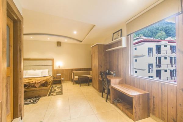 Wow Stayz2 Hotel The Lodge Dharamshala Exterior photo