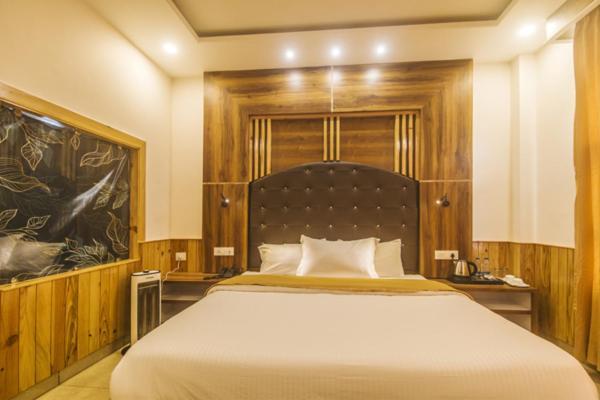 Wow Stayz2 Hotel The Lodge Dharamshala Exterior photo